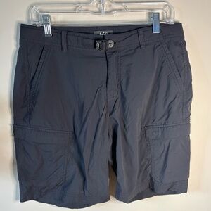 REI women’s Black hiking ‎ Shorts size 10